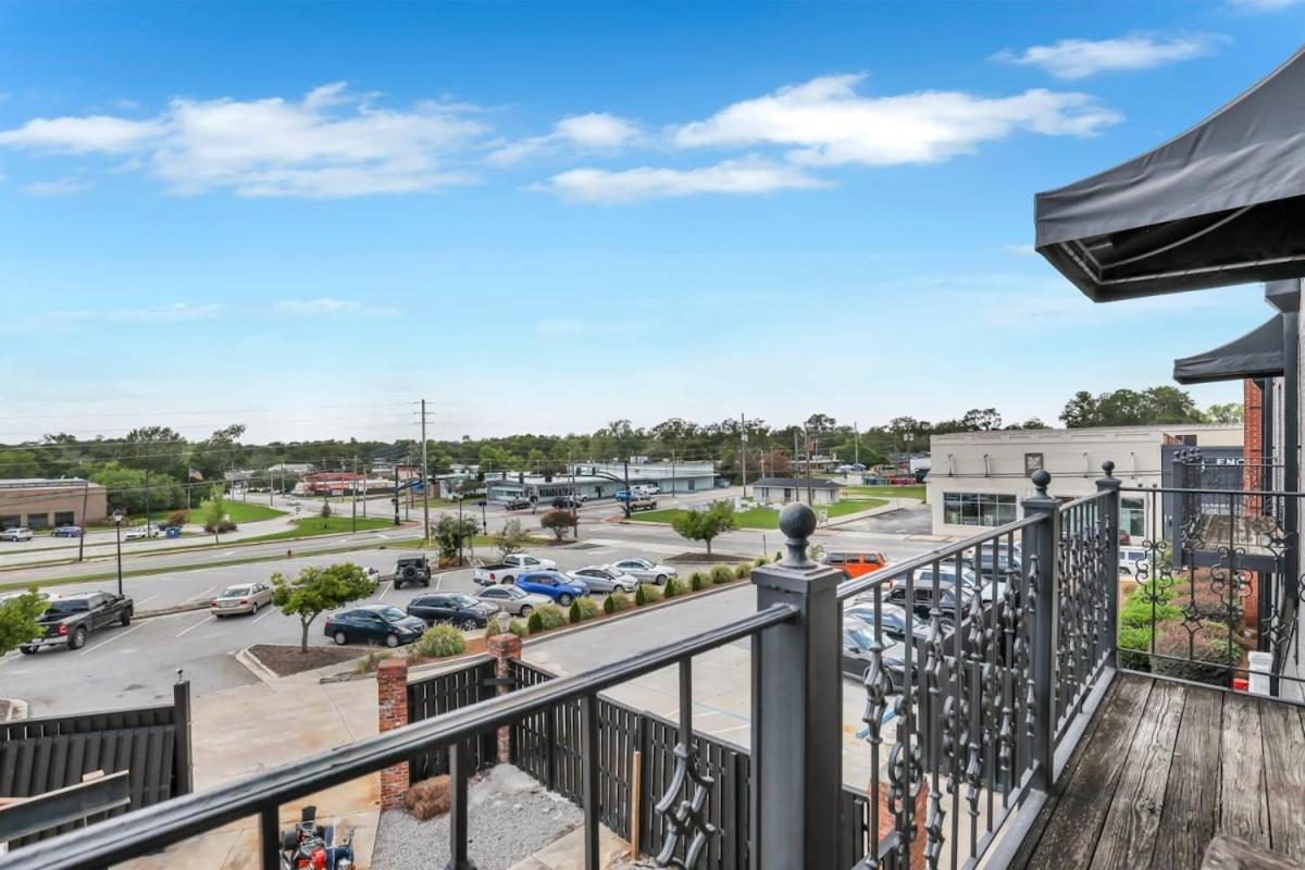Eagle'S Nest - Spacious Loft Downtown - Near Gsu Statesboro Exterior foto